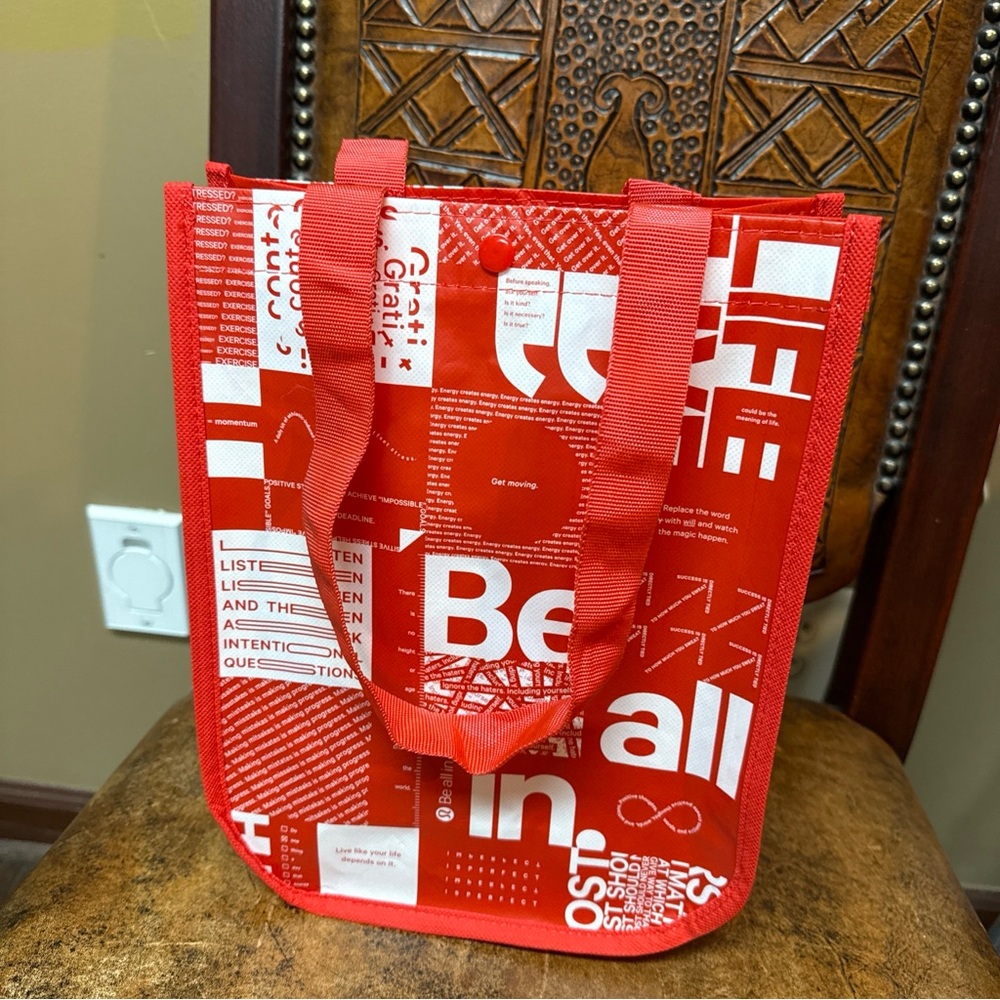 Lululemon Reusable Small Shopping Tote Bag White Red 9.25X11X4.5 Snap Closure